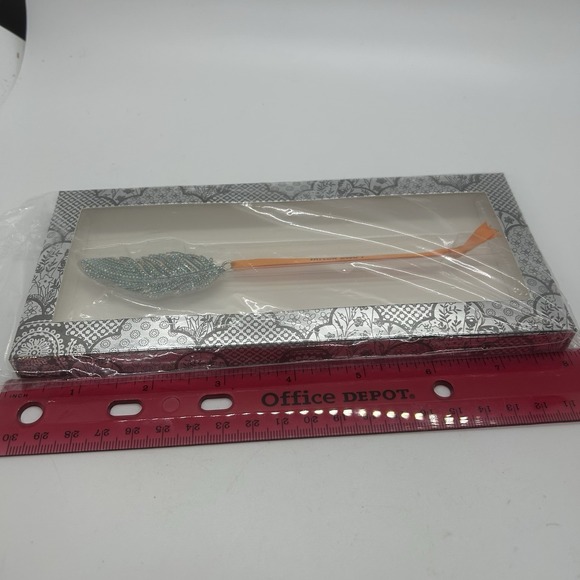 NIB Taylor Swift The Life Of A Showgirl Feather Ornament Official Merchandise - Picture 4 of 4